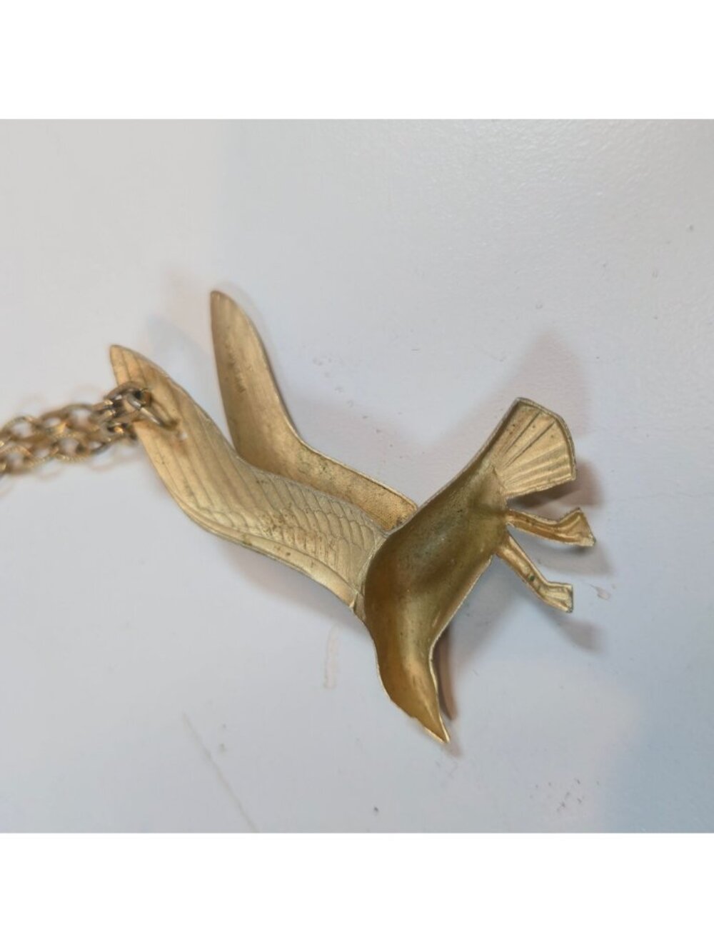 Vintage Giovanni Brushed Gold-Tone Seagull Pendant Necklace Textured Long Chain - Picture 10 of 14